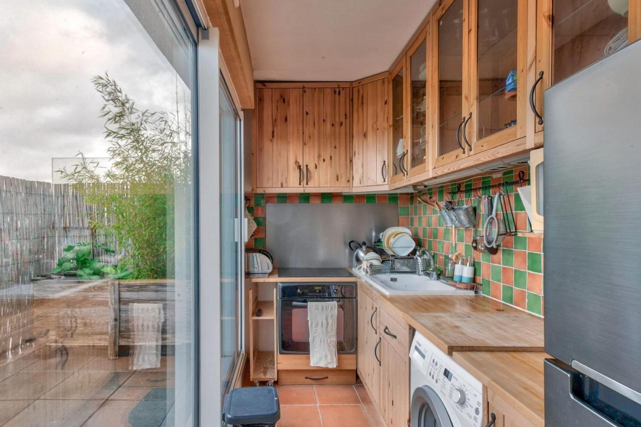 Charming Accommodation For 2 People - Париж Екстериор снимка